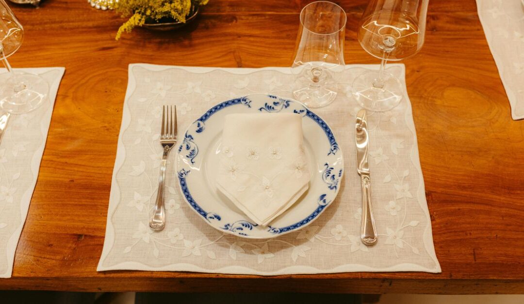 Top Dinnerware Trends to Watch in 2025